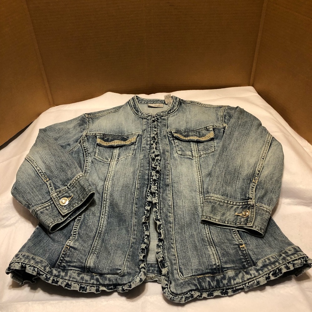Denim jacket Chico’s Platinum 2 frills and stitch